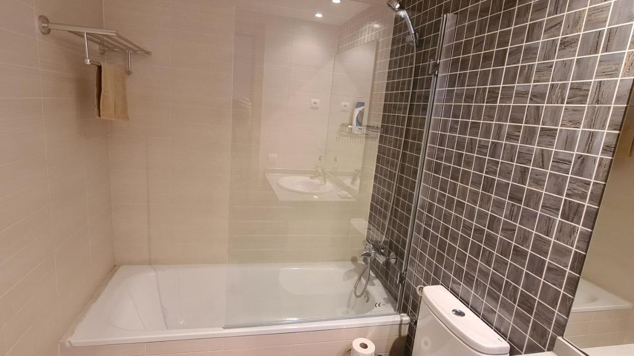 Forum-Ccib-Relax Flats 산트 아드리아 데 베소스 외부 사진